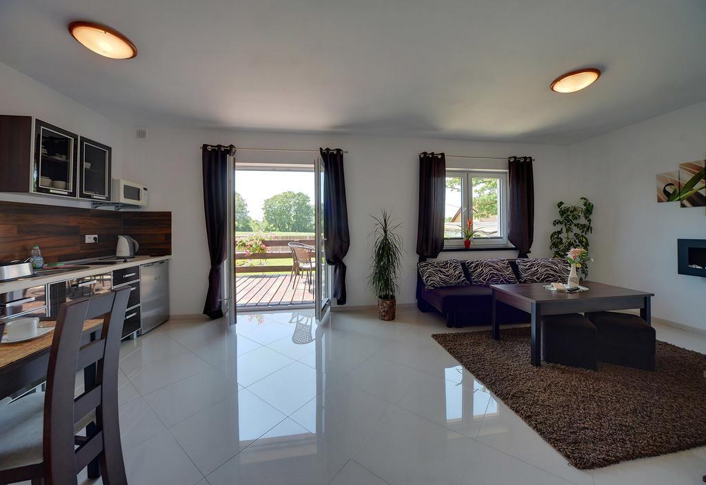 מיז'לקוויצה Jd Apartamenty - Klimatyzacja, Basen, Parking I Wifi W Cenie מראה חיצוני תמונה